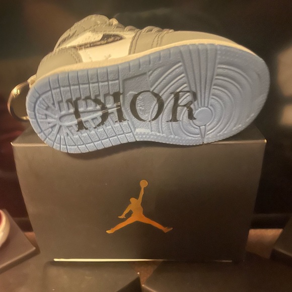 USB POWERBANK - Picture 3 of 5